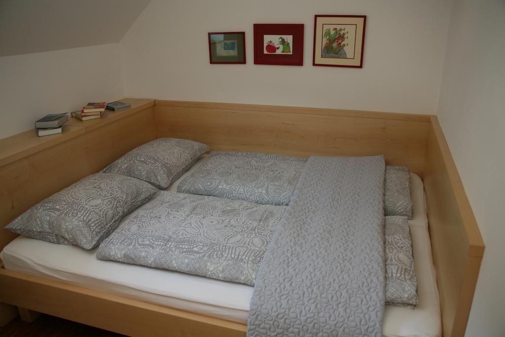 Apartments Cvetje V Jeseni Škofja Loka Zimmer foto